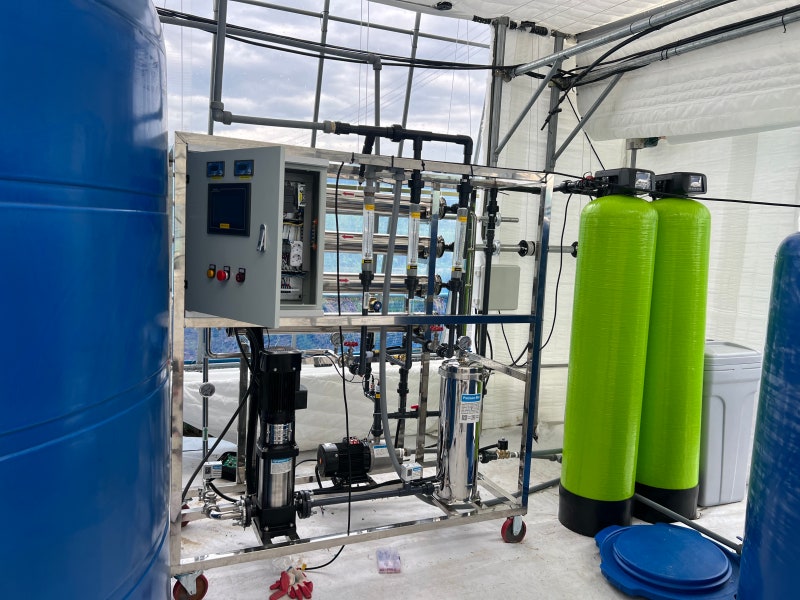 PLC-controlled hydroponic RO skid